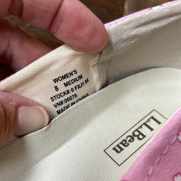 L.L. Bean Maine Isle Canvas Lobster Print Slip On Shoes - Picture 5 of 9